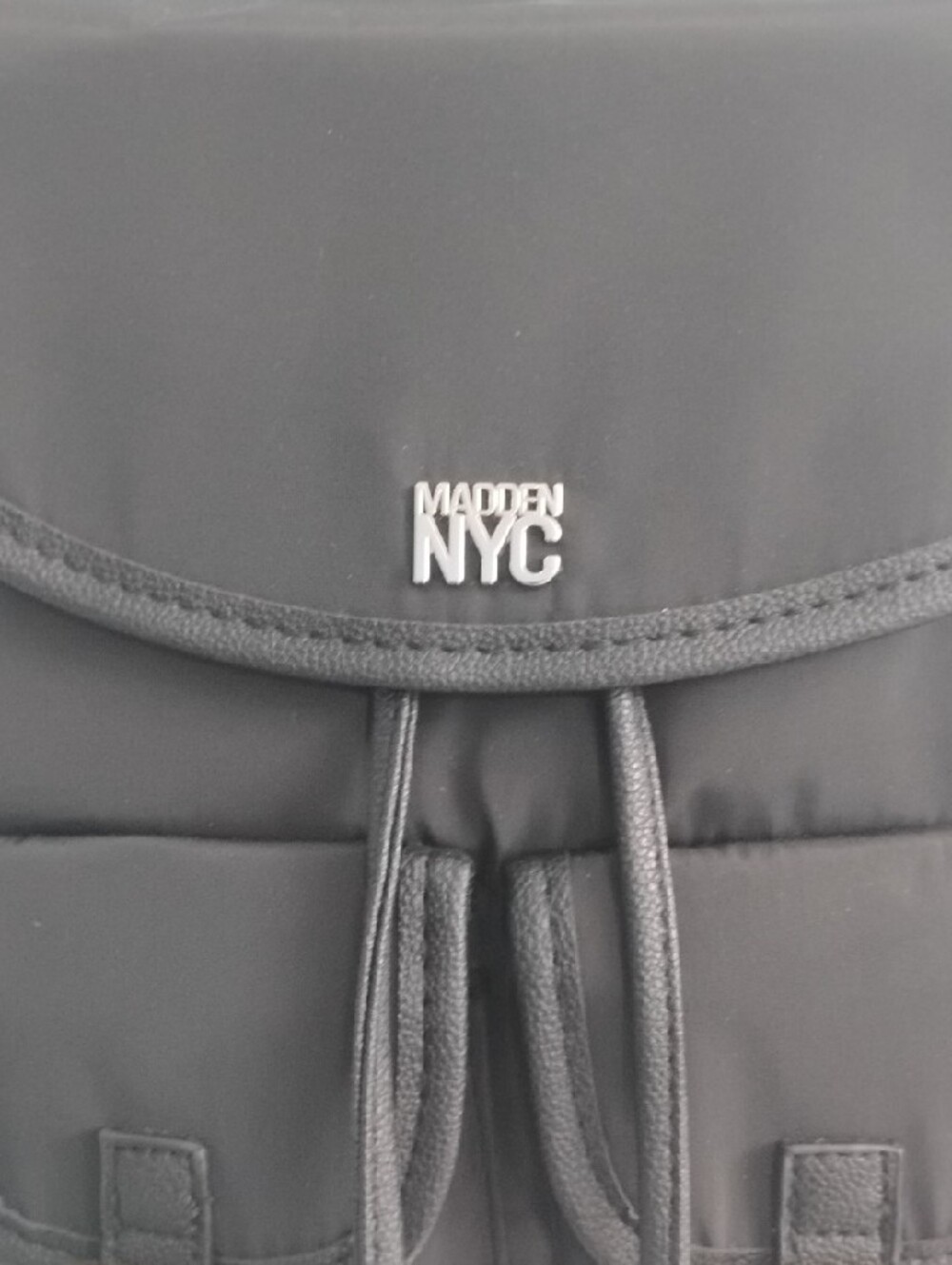 NWT Steve Madden Black 🖤 Backpack with Front Buckle Pockets - Picture 3 of 7